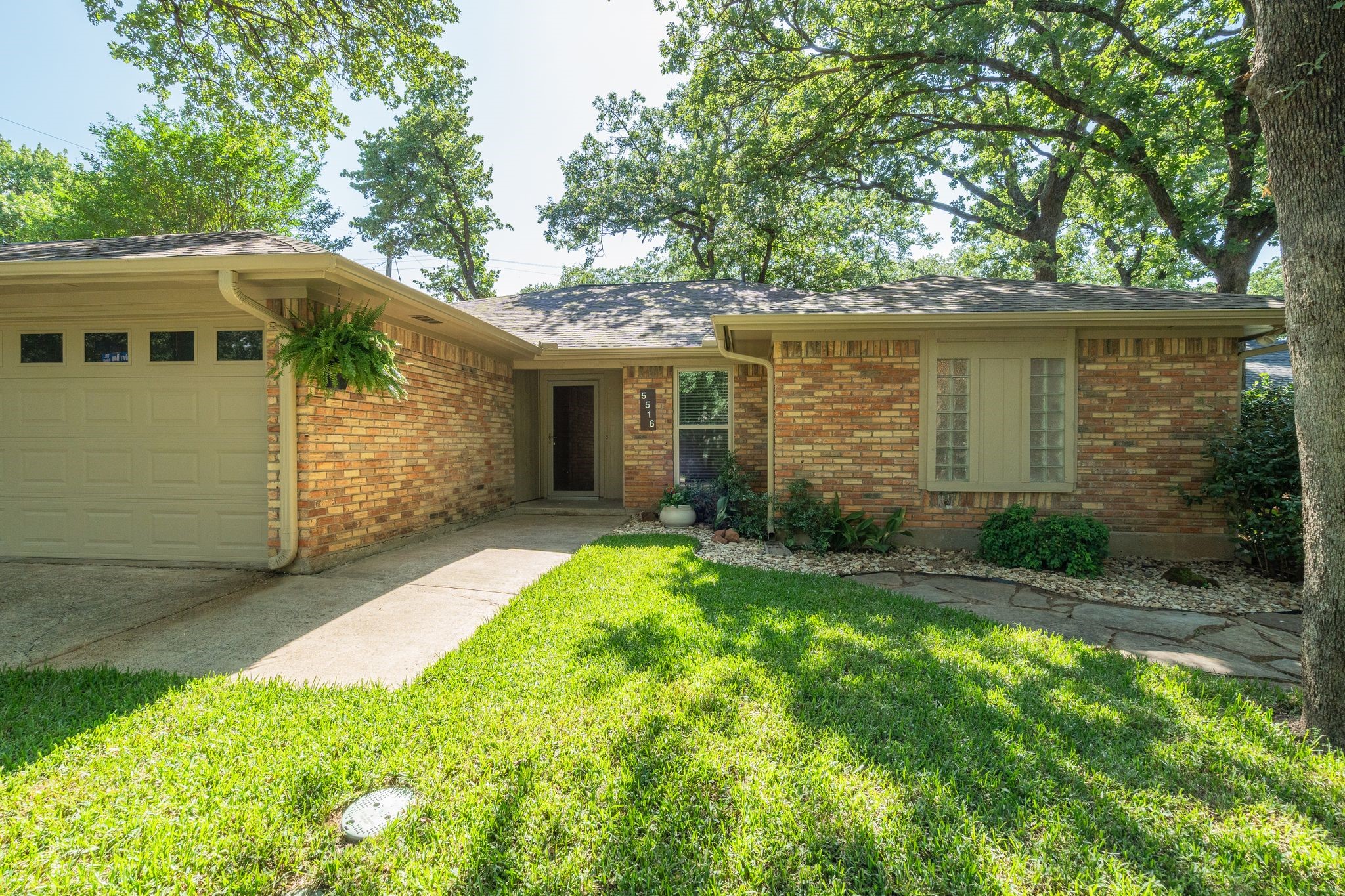 5516 Silver Bow Trail Arlington TX 76017