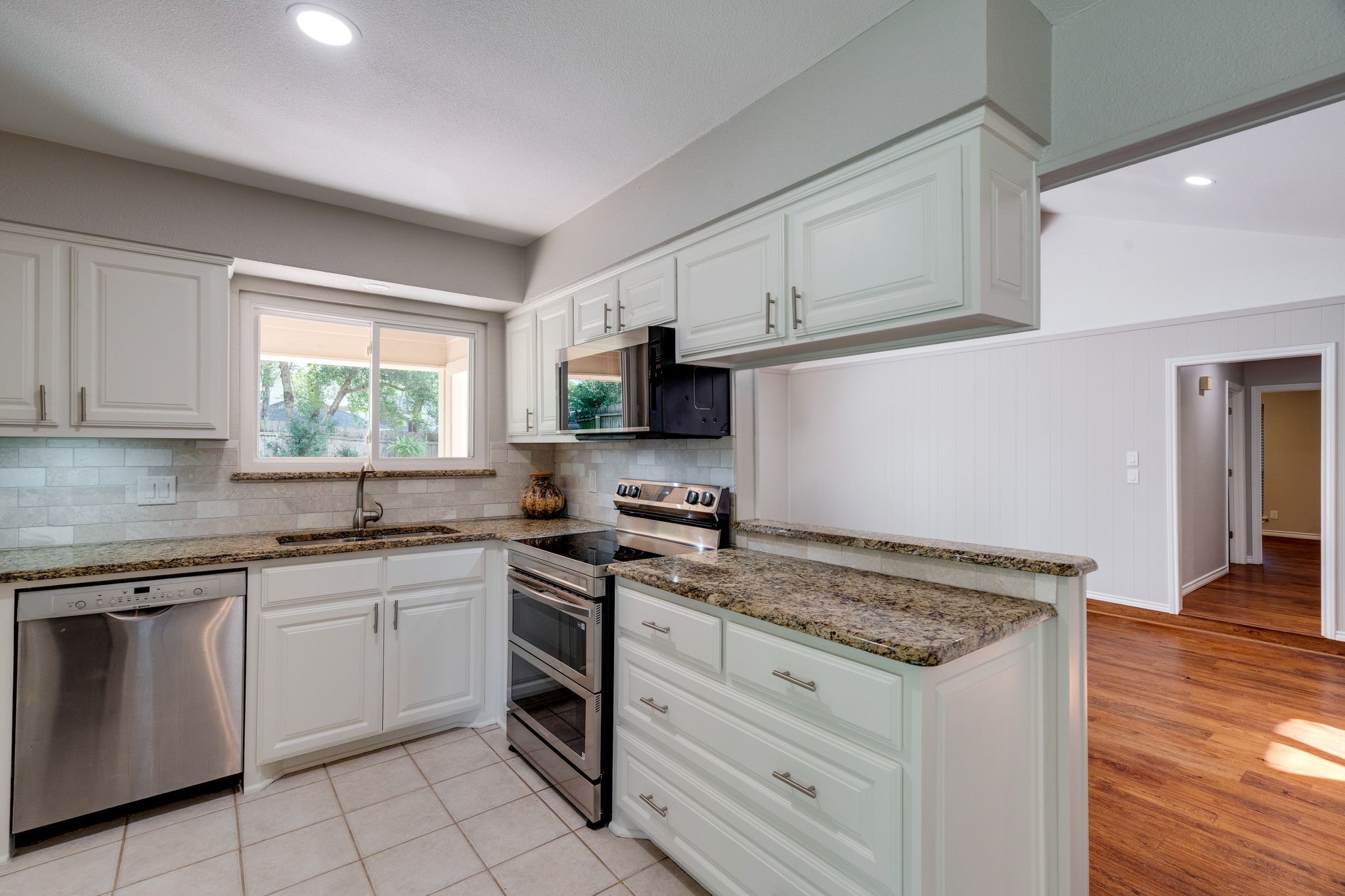 5516 Silver Bow Trail Arlington TX 76017