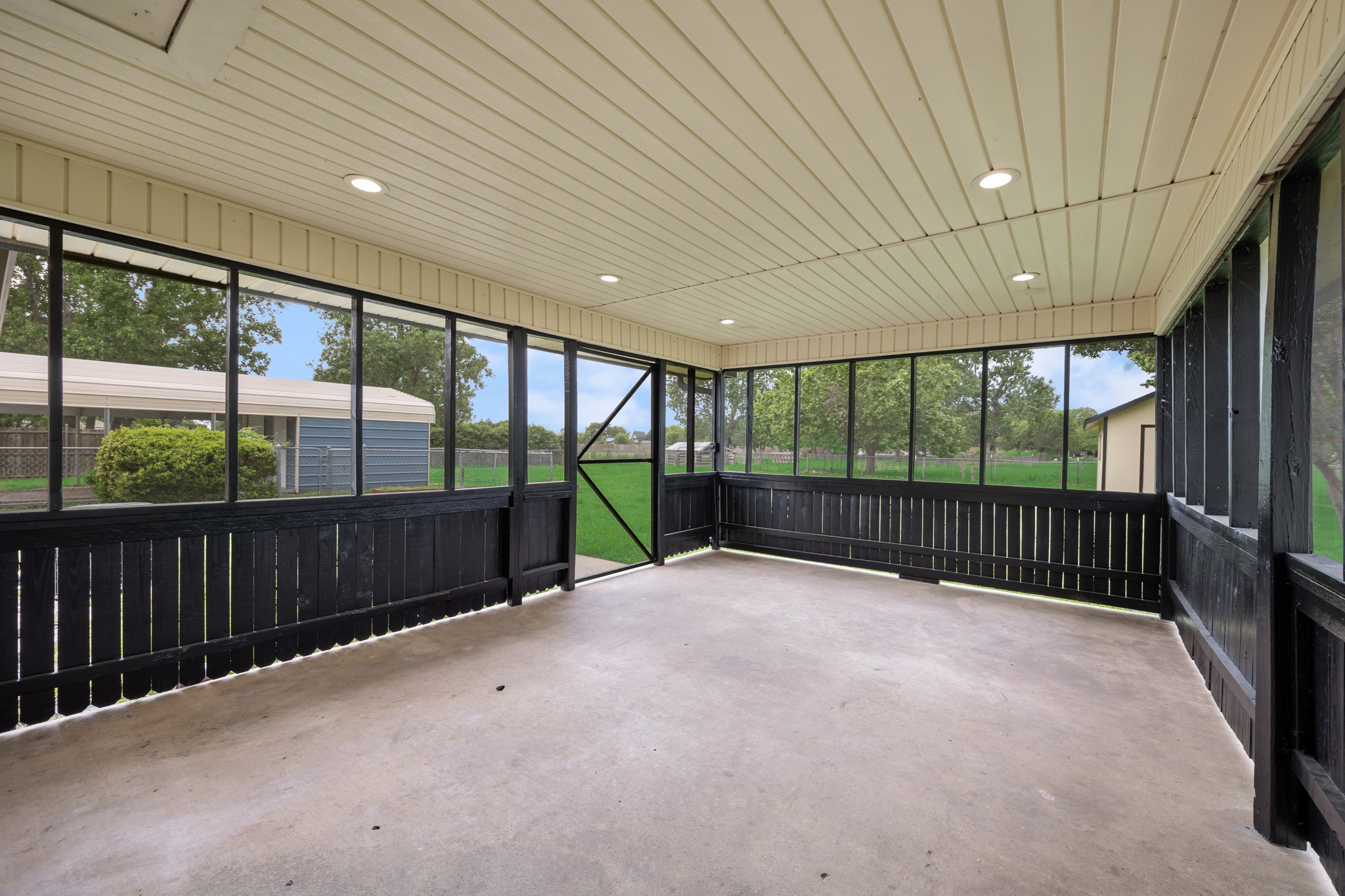 5300 County Road 437 Princeton TX 75407