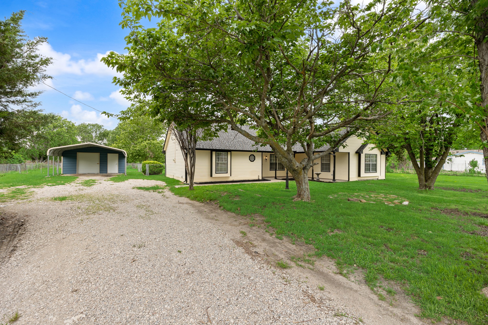 5300 County Road 437 Princeton TX 75407