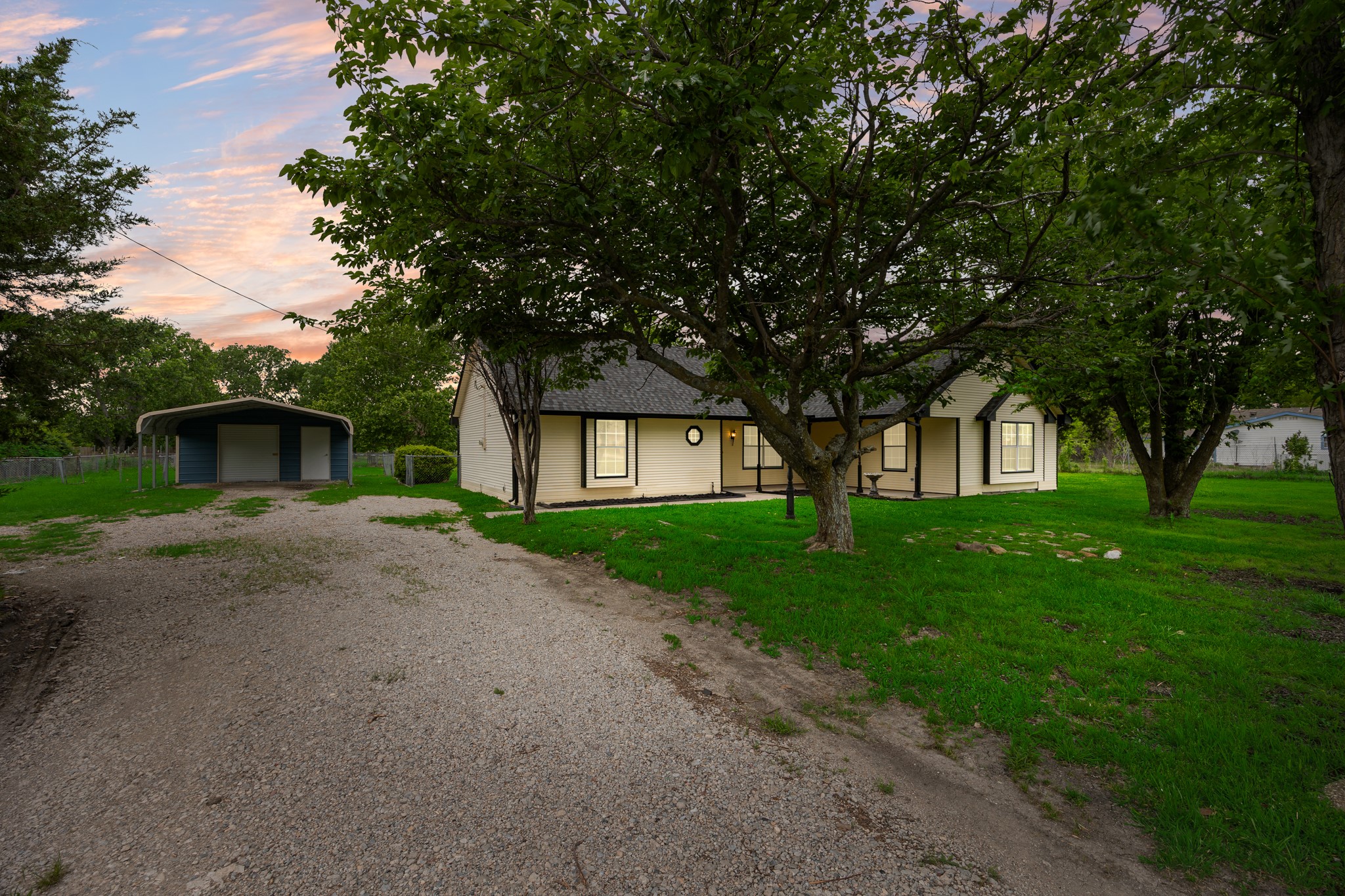 5300 County Road 437 Princeton TX 75407