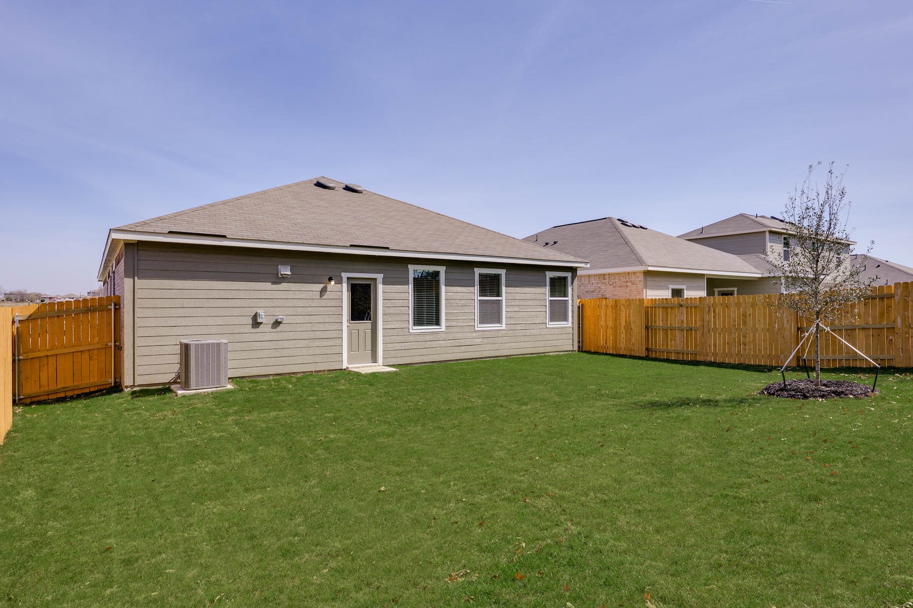 1714 Paul Drive Seagoville TX 75159