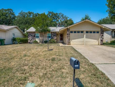 509 Livingston Drive Hurst TX 76053