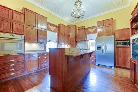 210 W Elm Street Winnsboro TX 75494