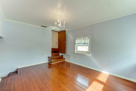 210 W Elm Street Winnsboro TX 75494