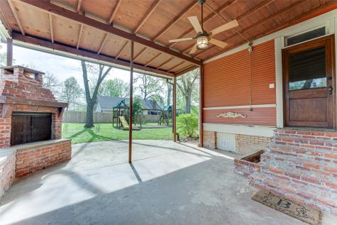 210 W Elm Street Winnsboro TX 75494