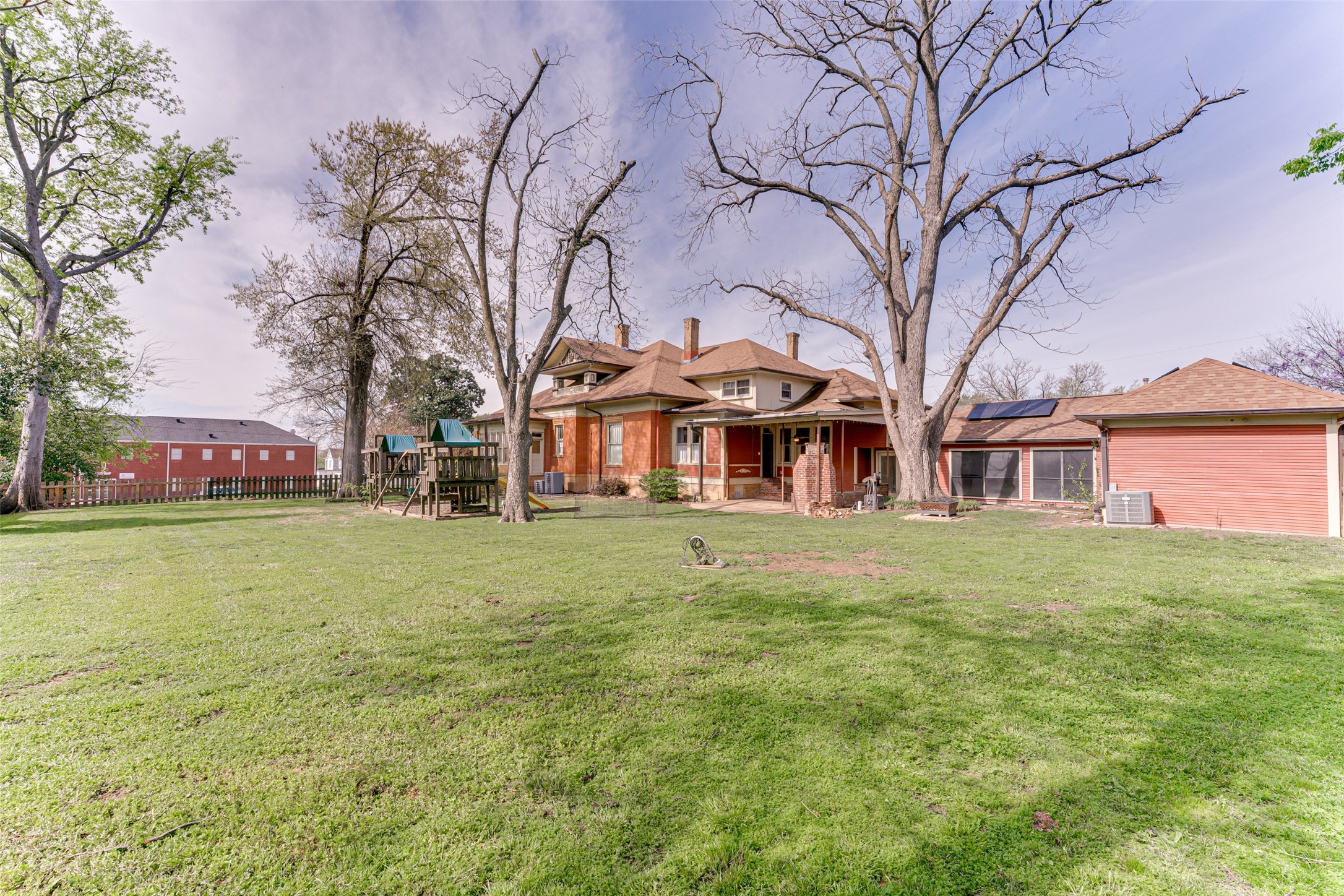 210 W Elm Street Winnsboro TX 75494