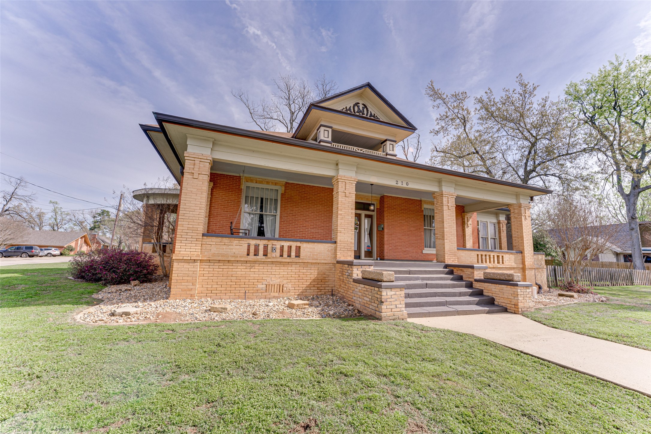 210 W Elm Street Winnsboro TX 75494