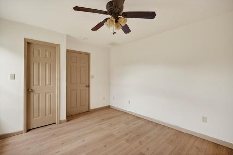 721 Comanche Cove Drive Granbury TX 76048