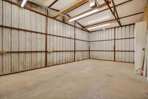721 Comanche Cove Drive Granbury TX 76048