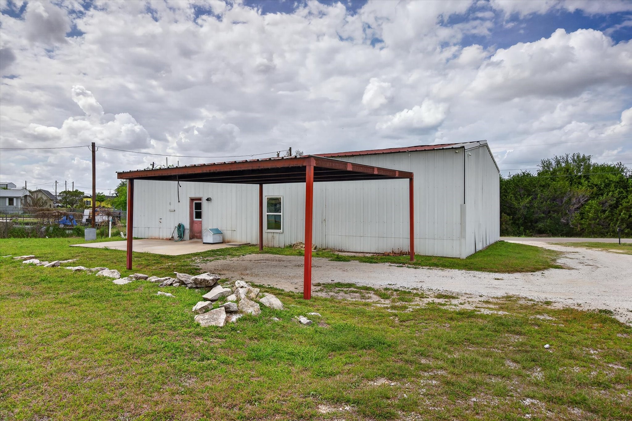 721 Comanche Cove Drive Granbury TX 76048