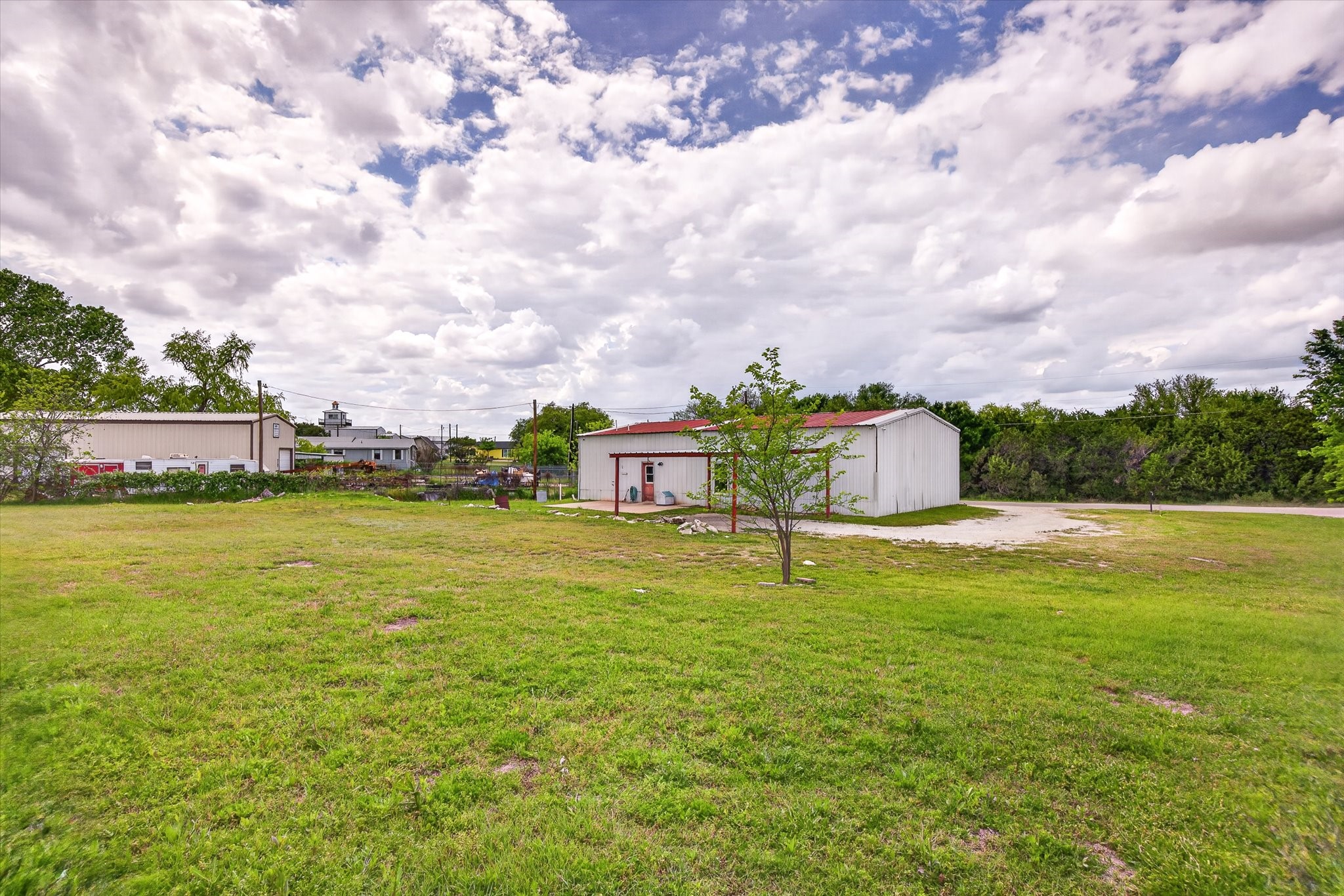 721 Comanche Cove Drive Granbury TX 76048