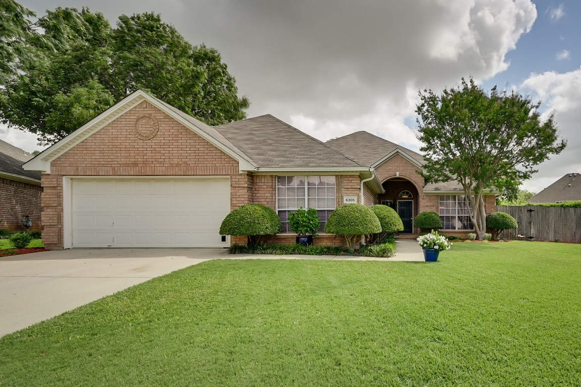 6305 Branch Hollow Lane Arlington TX 76001