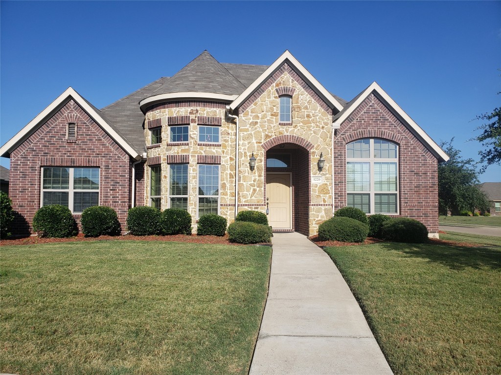 1220 Callalily Drive Desoto TX 75115