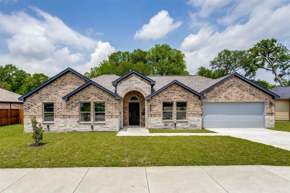 8011 Leigh Ann Drive Dallas TX 75232