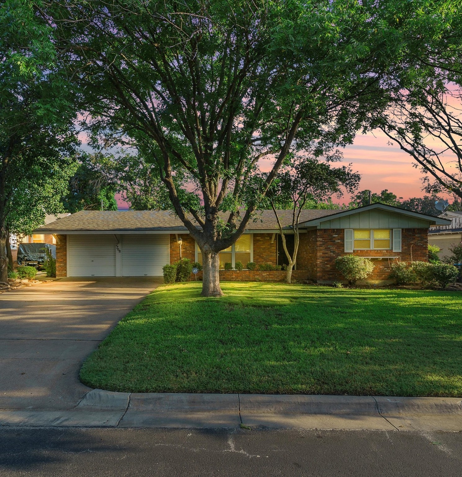 2708 Covert Avenue Fort Worth TX 76133