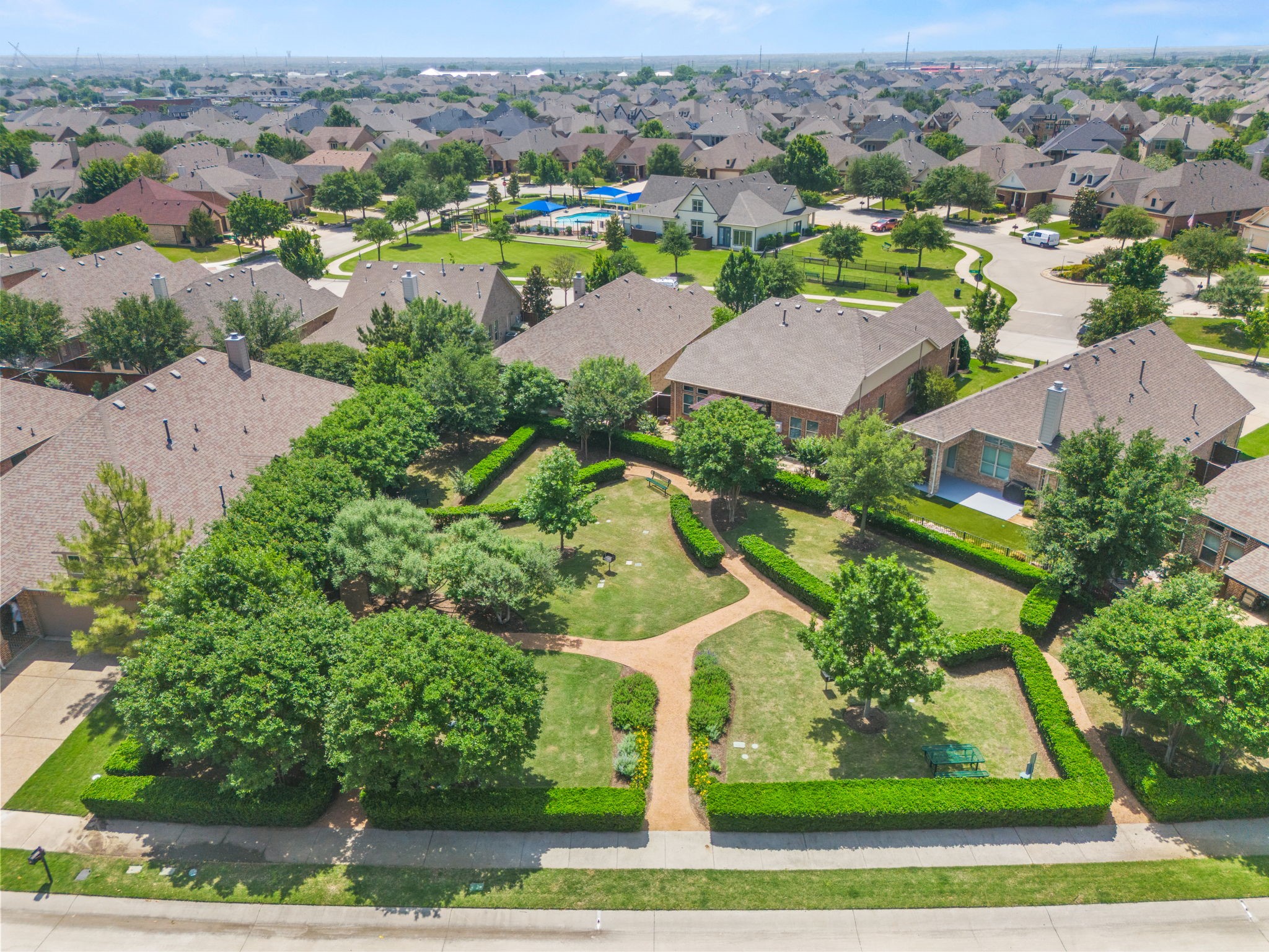 720 Louisville Road Aubrey TX 76227