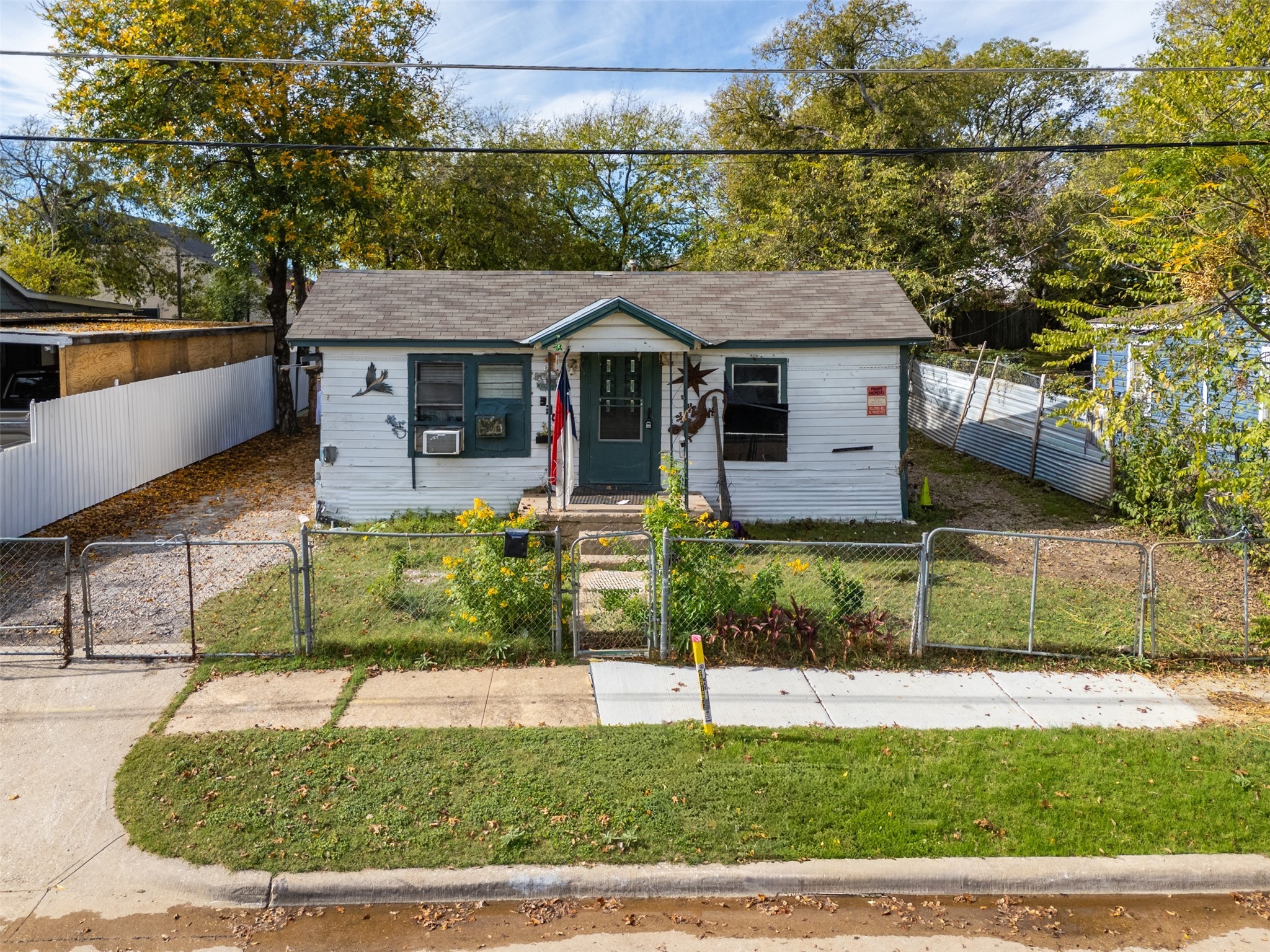 3309 Topeka Avenue Dallas TX 75212