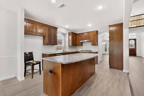 908 Heath Creek Drive Desoto TX 75115
