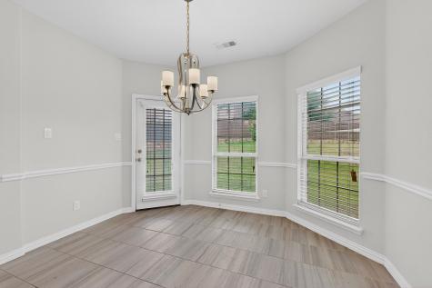 908 Heath Creek Drive Desoto TX 75115