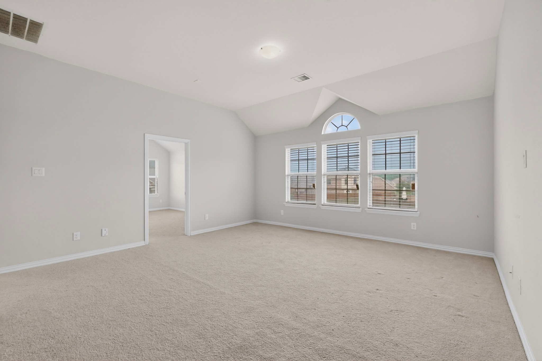 908 Heath Creek Drive Desoto TX 75115