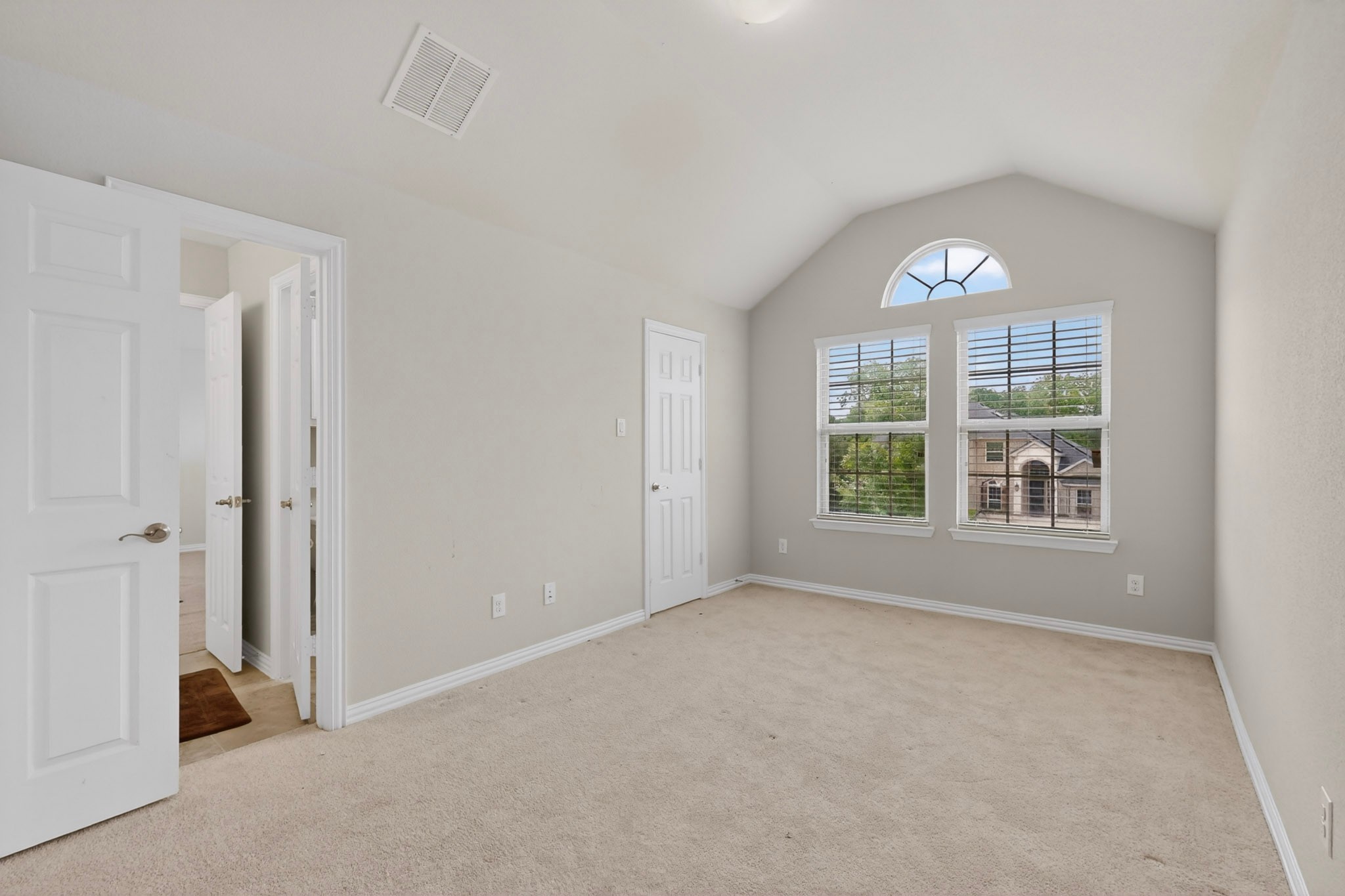908 Heath Creek Drive Desoto TX 75115