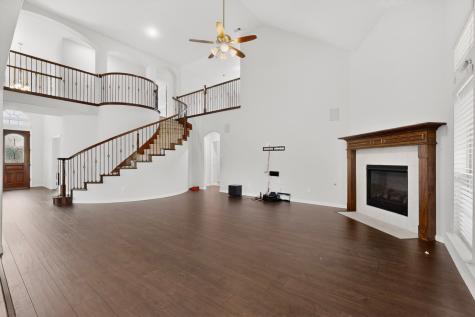 908 Heath Creek Drive Desoto TX 75115