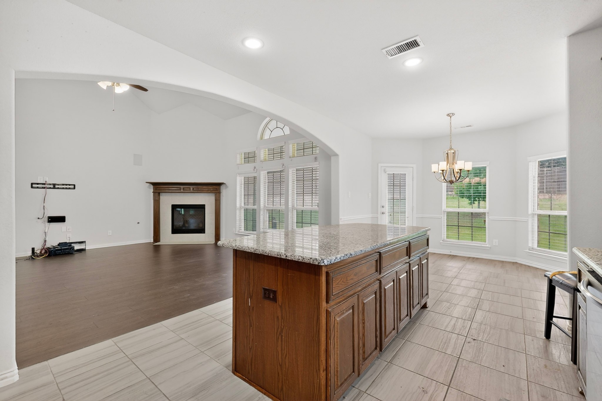 908 Heath Creek Drive Desoto TX 75115