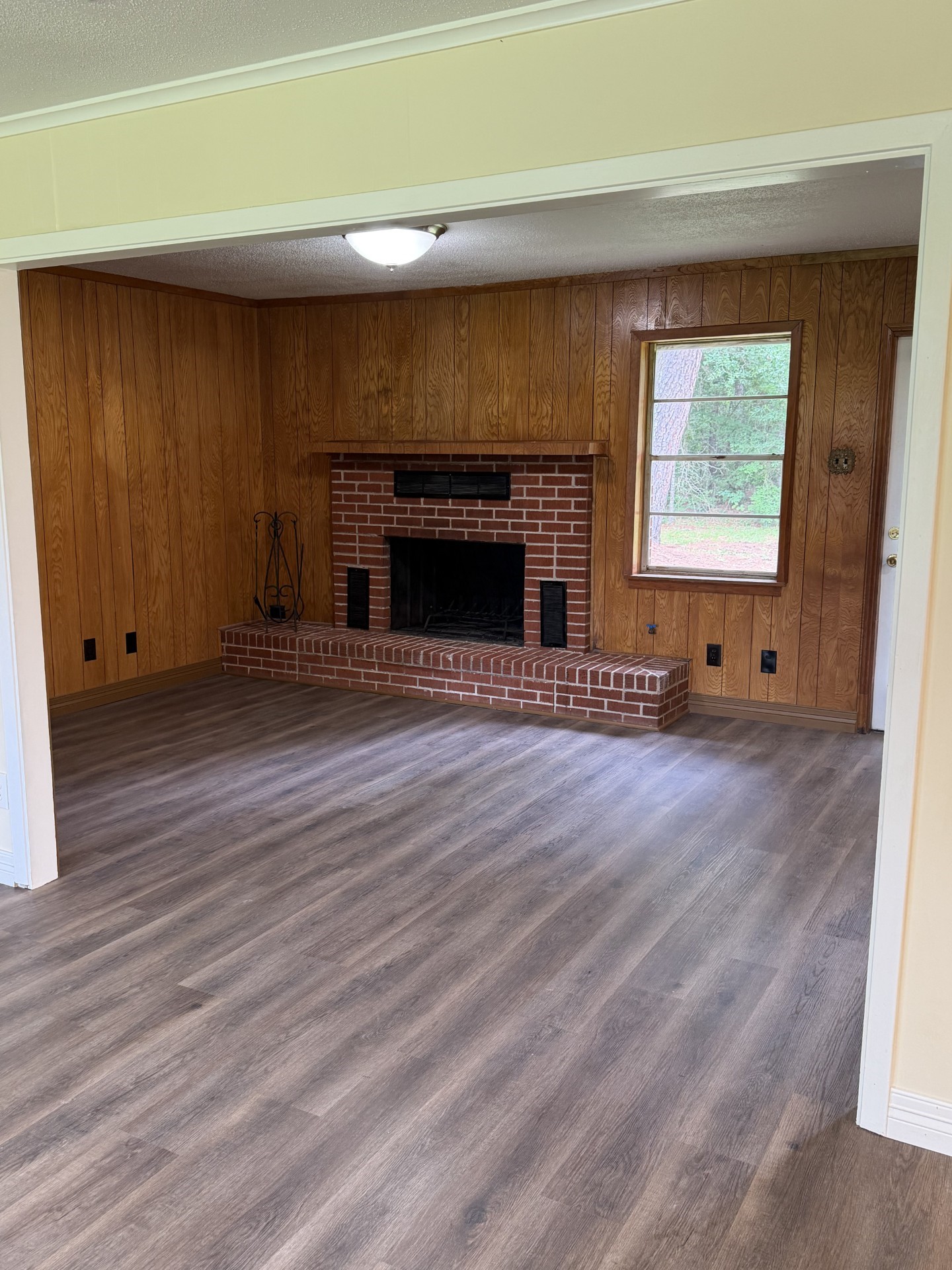 3536 Highway 84 Mansfield LA 71052