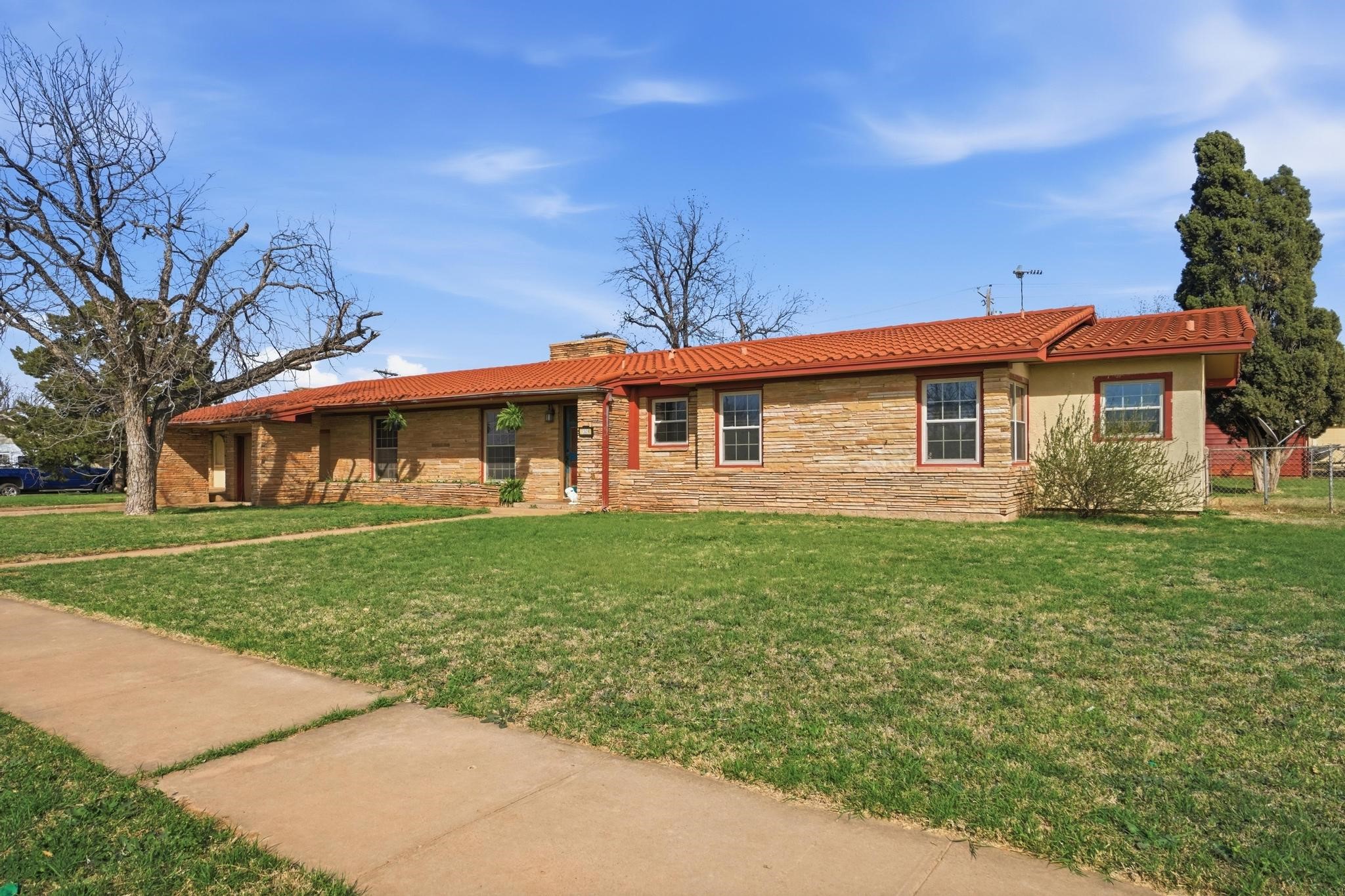 1331 Avenue O Anson TX 79501