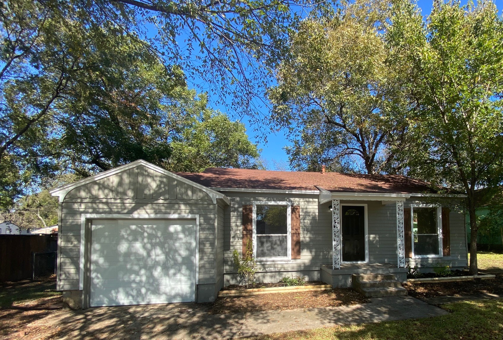 1453 Lakeside Drive Garland TX 75042