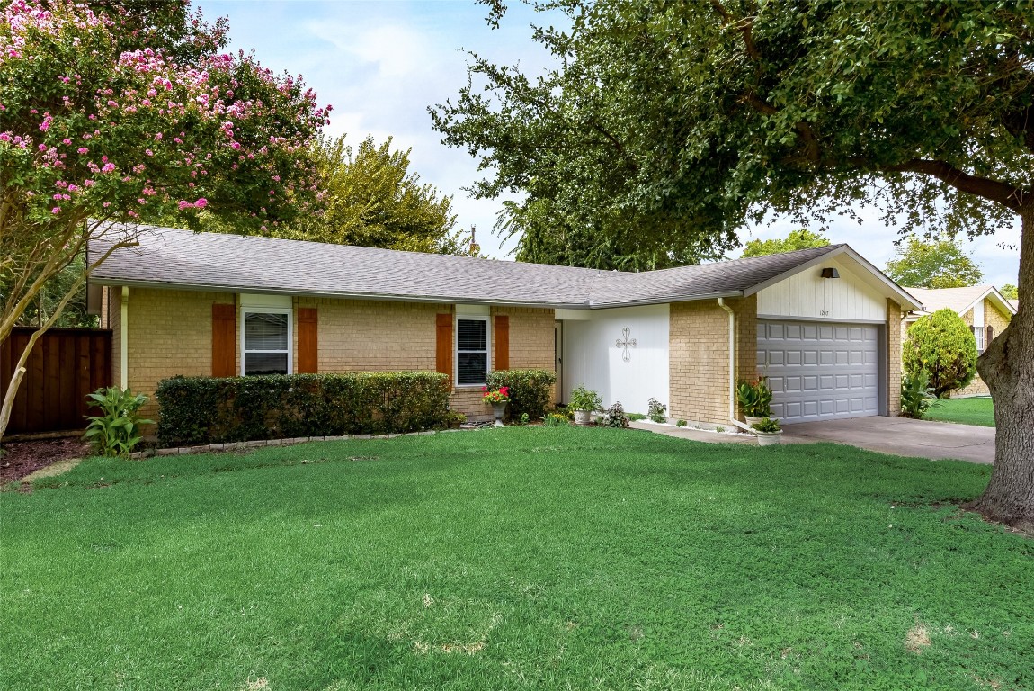 1207 Mulberry Lane Mesquite TX 75149