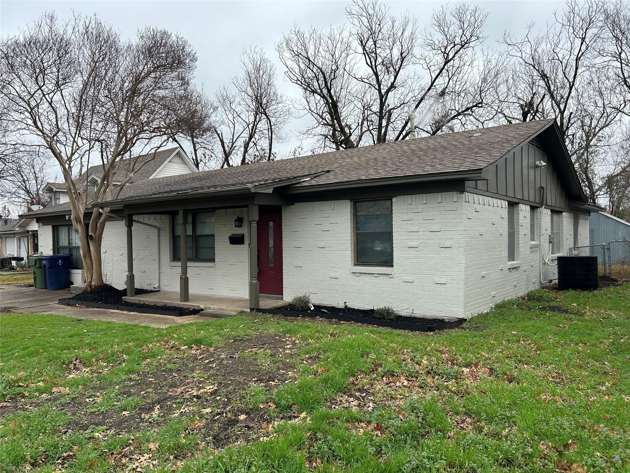 220 N Bernice Drive Garland TX 75042
