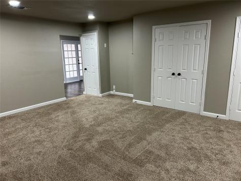 220 N Bernice Drive Garland TX 75042