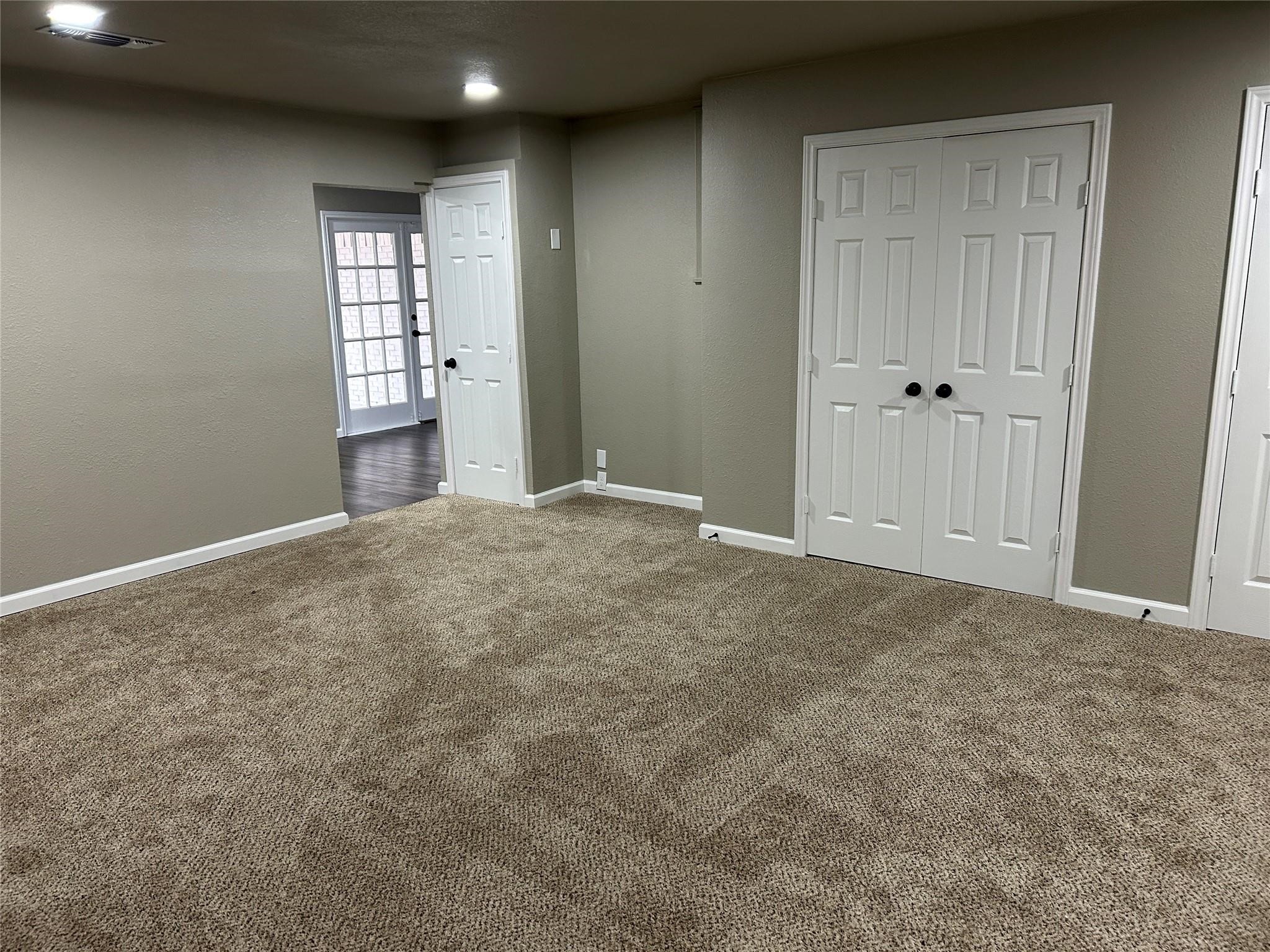 220 N Bernice Drive Garland TX 75042