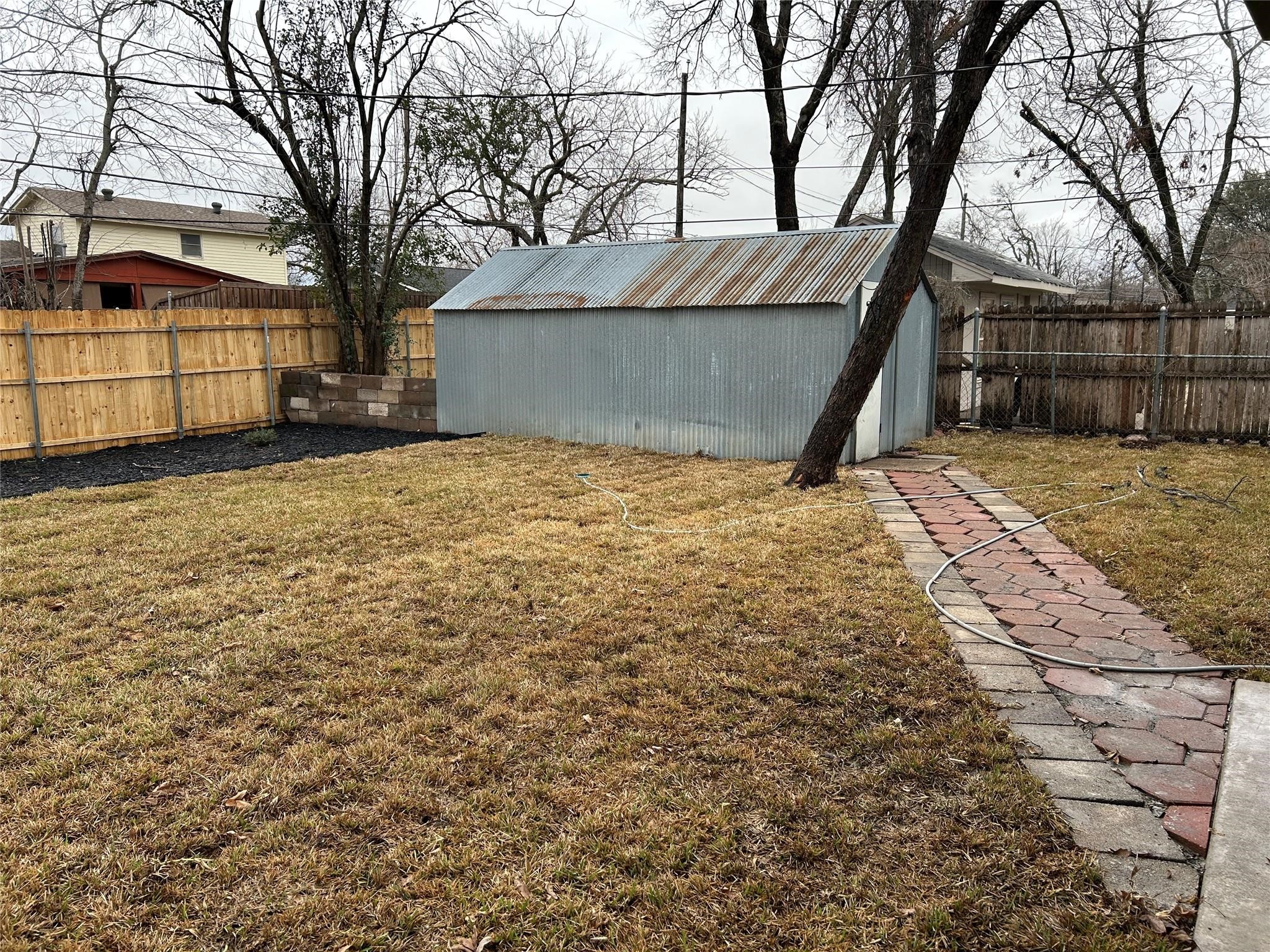 220 N Bernice Drive Garland TX 75042
