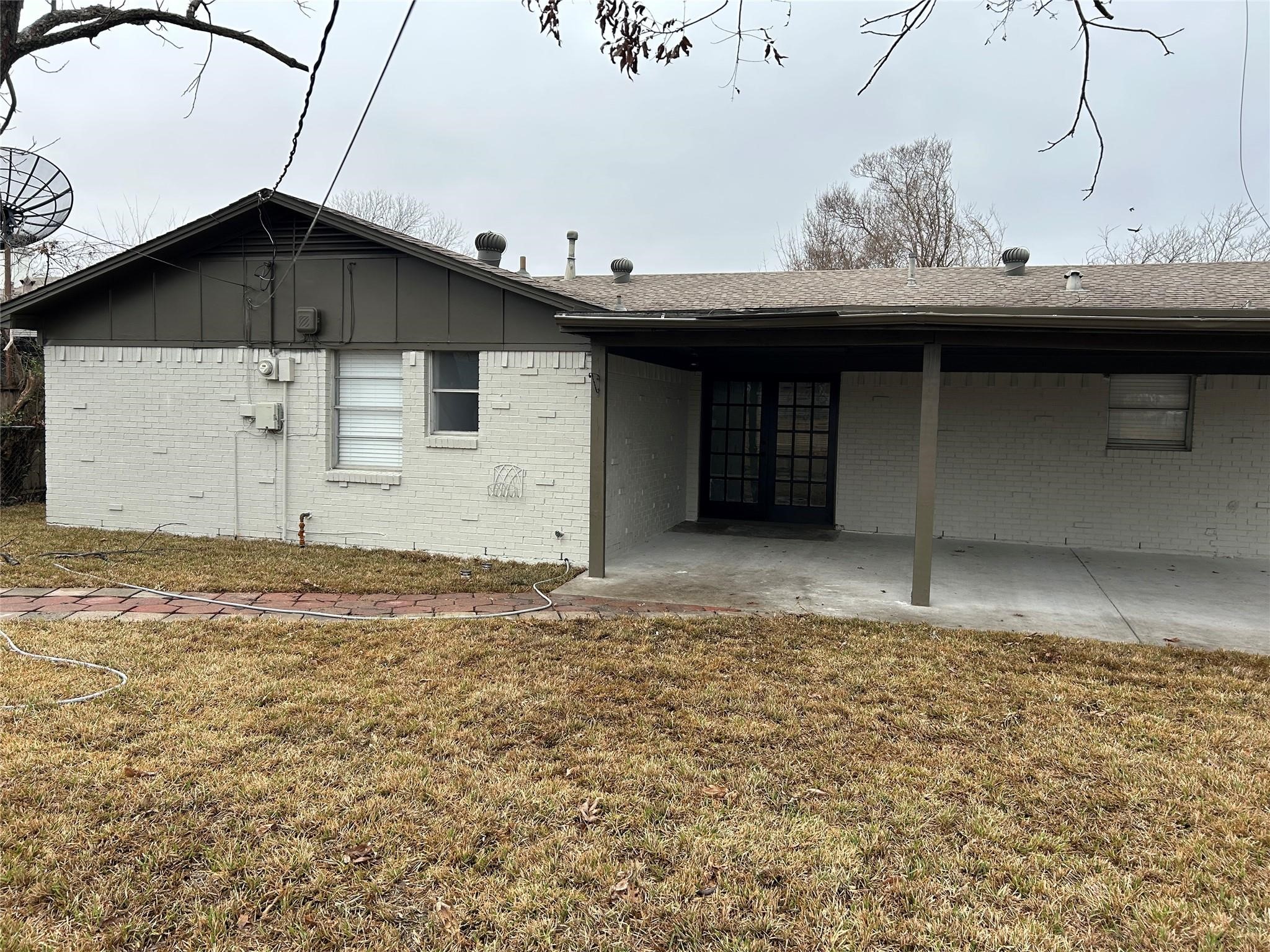 220 N Bernice Drive Garland TX 75042
