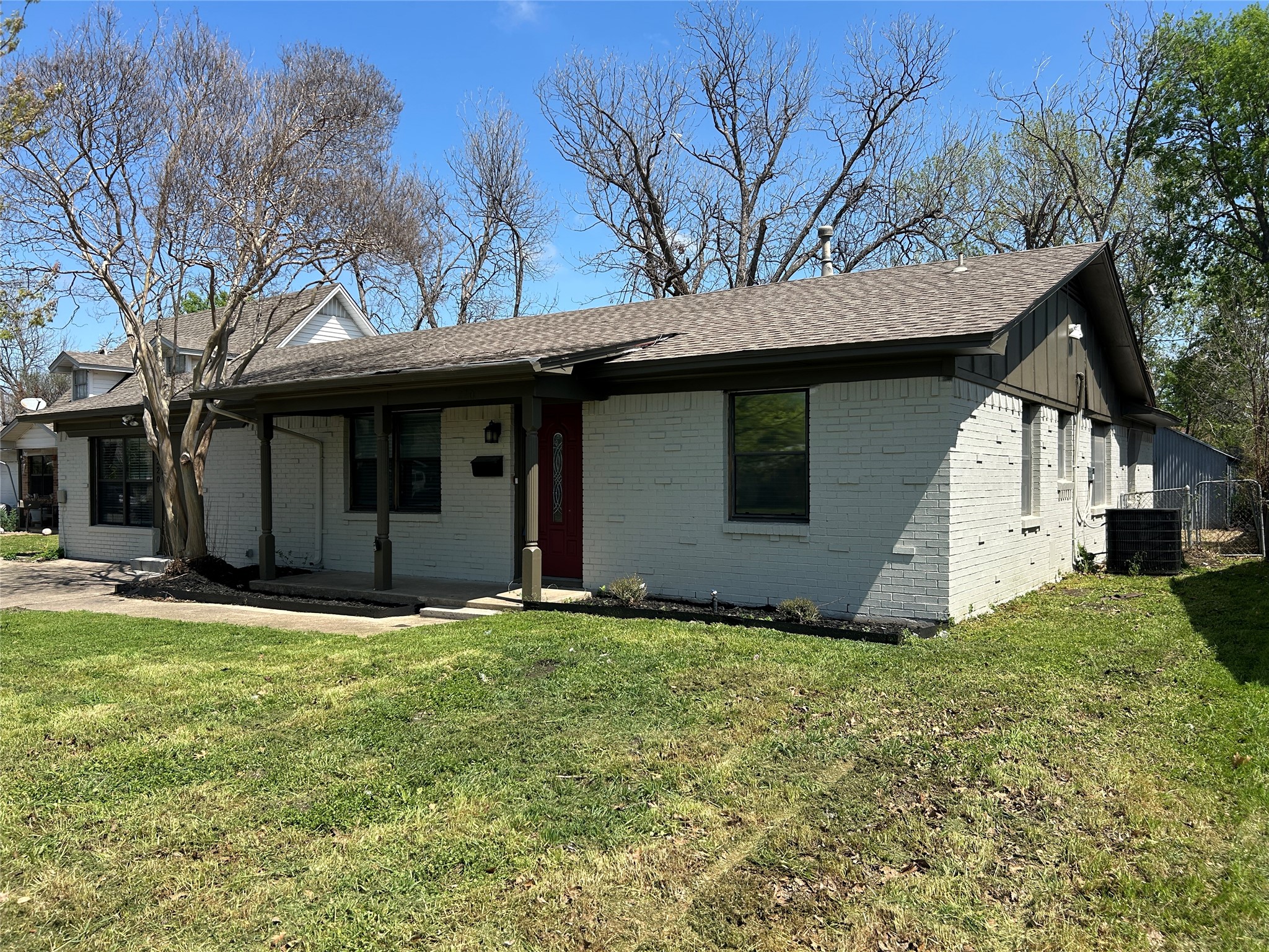 220 N Bernice Drive Garland TX 75042