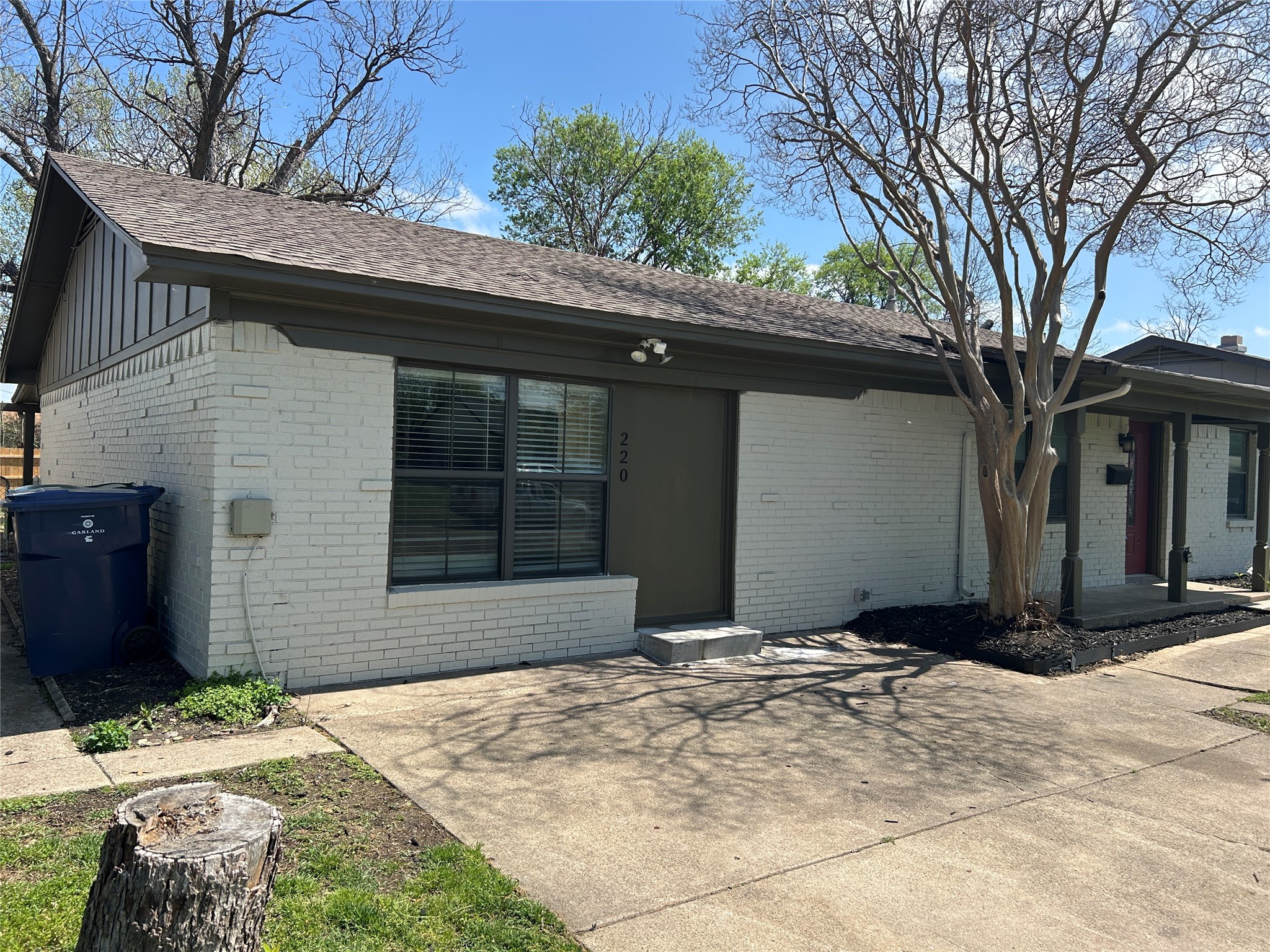 220 N Bernice Drive Garland TX 75042