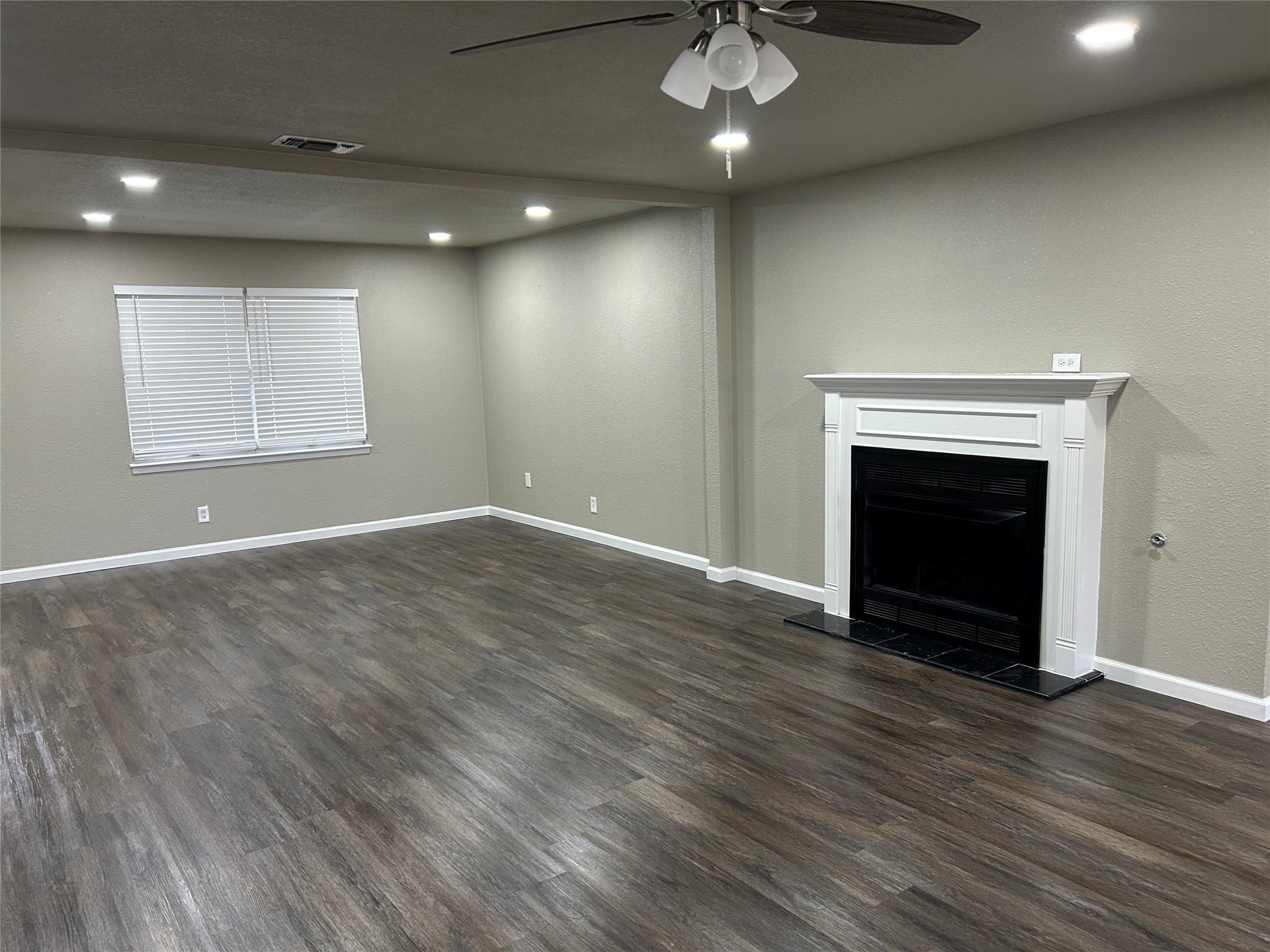 220 N Bernice Drive Garland TX 75042