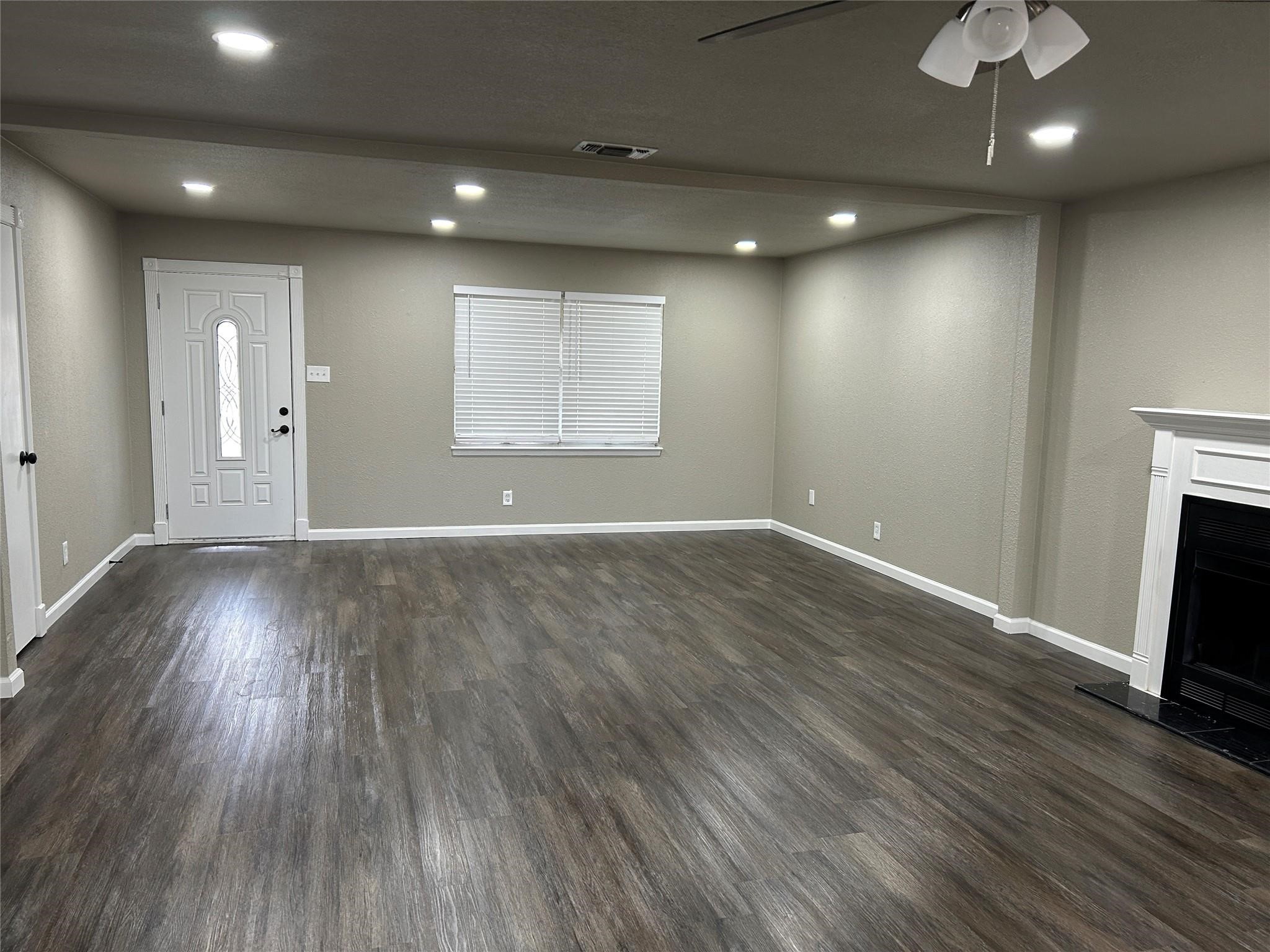 220 N Bernice Drive Garland TX 75042