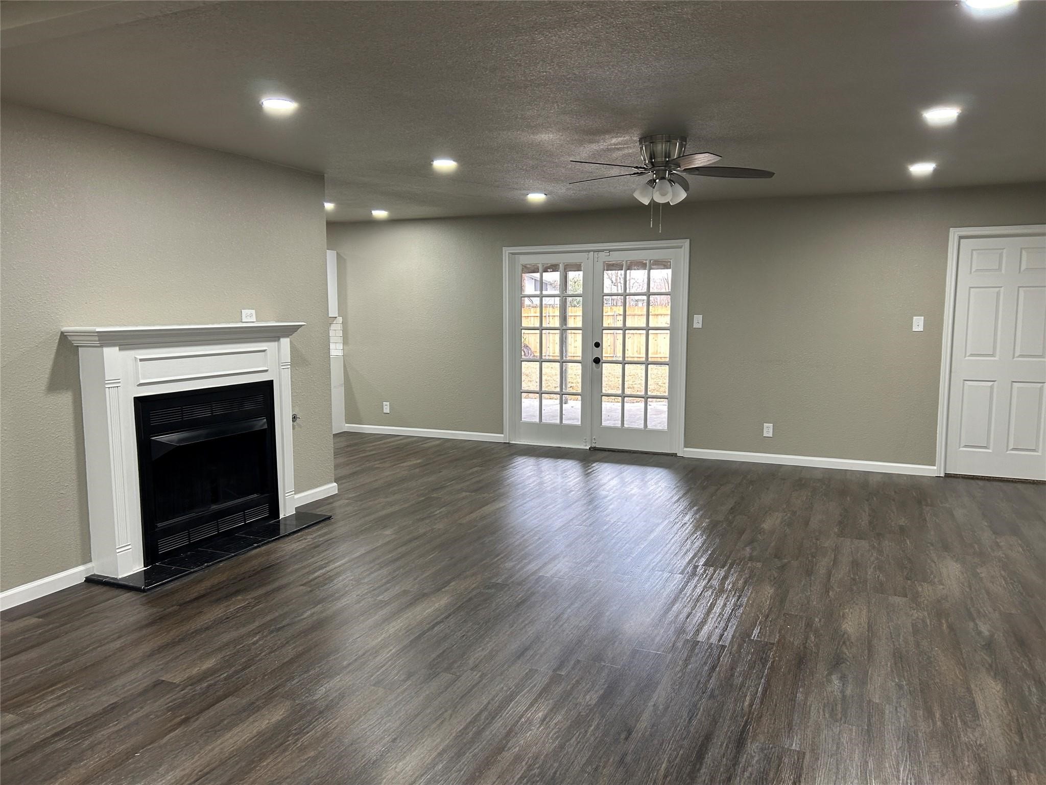 220 N Bernice Drive Garland TX 75042