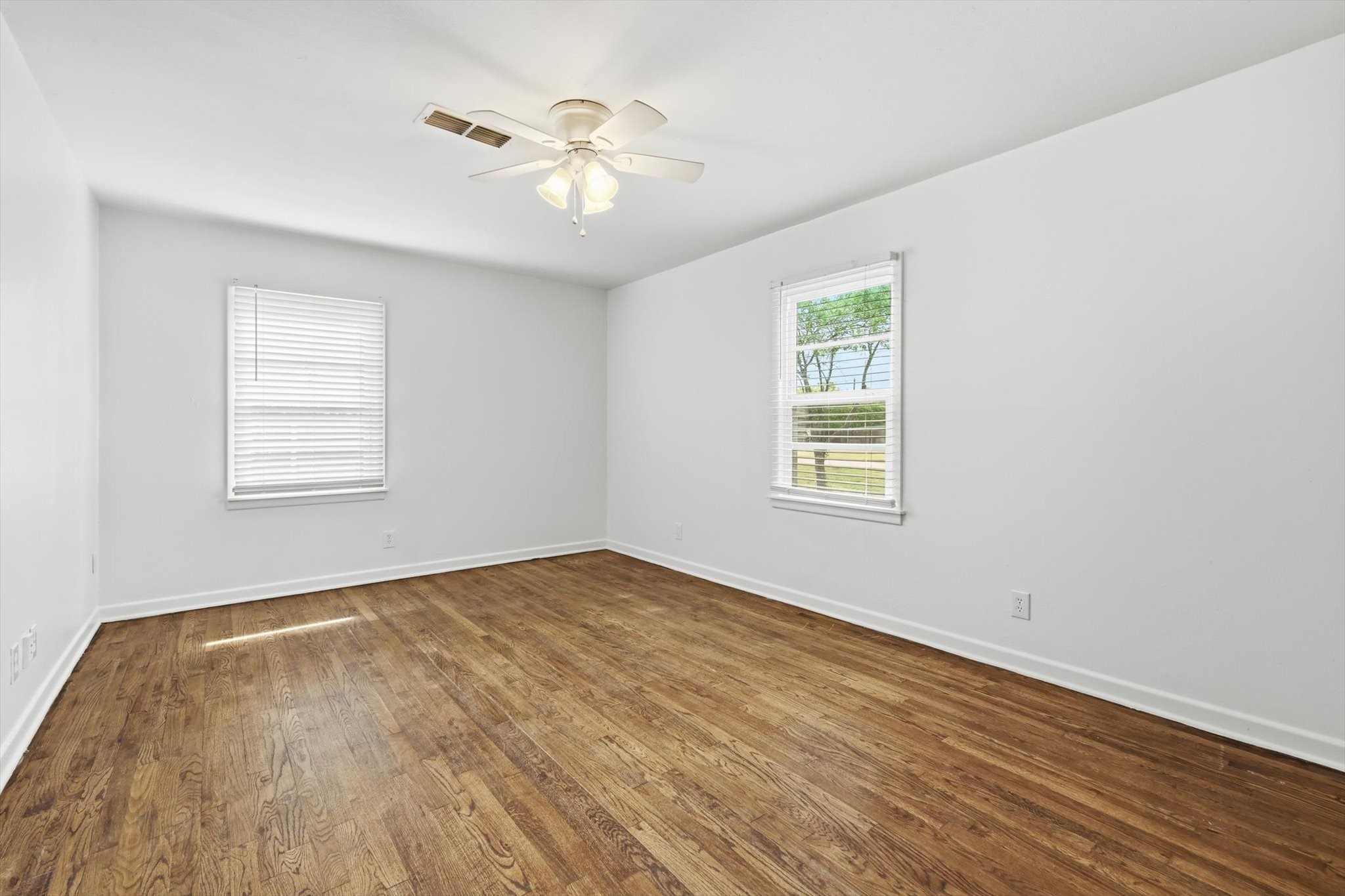 204 E Bailey Street Ponder TX 76259