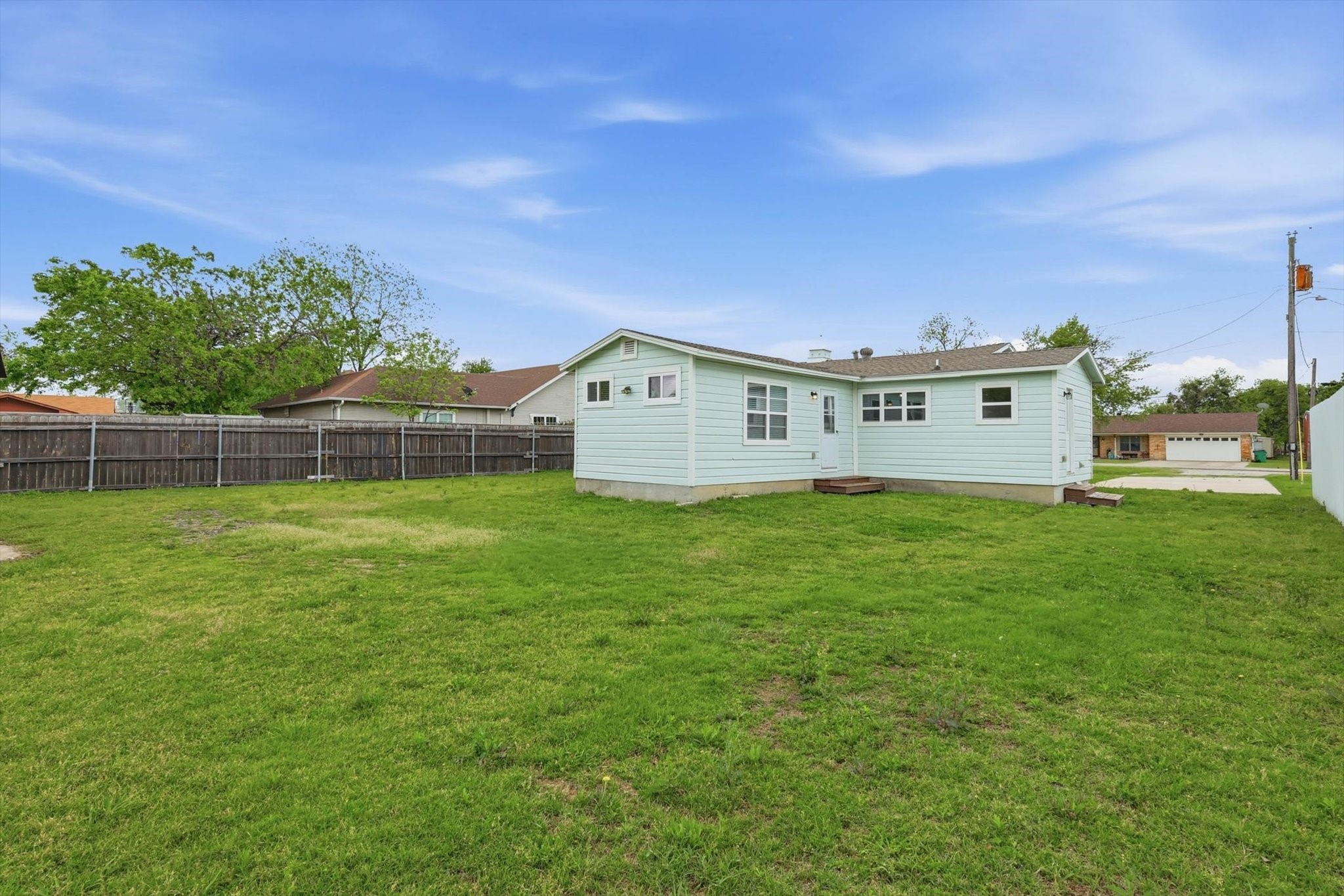 204 E Bailey Street Ponder TX 76259