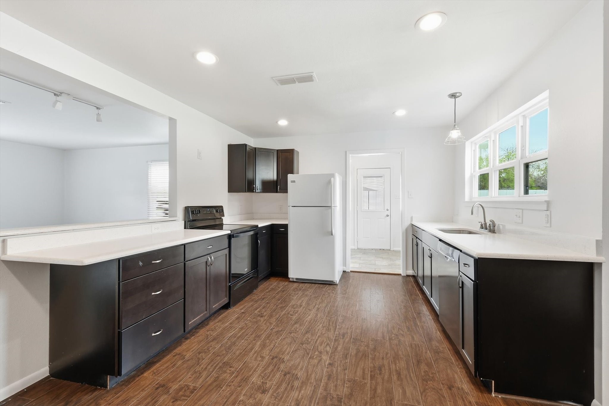 204 E Bailey Street Ponder TX 76259