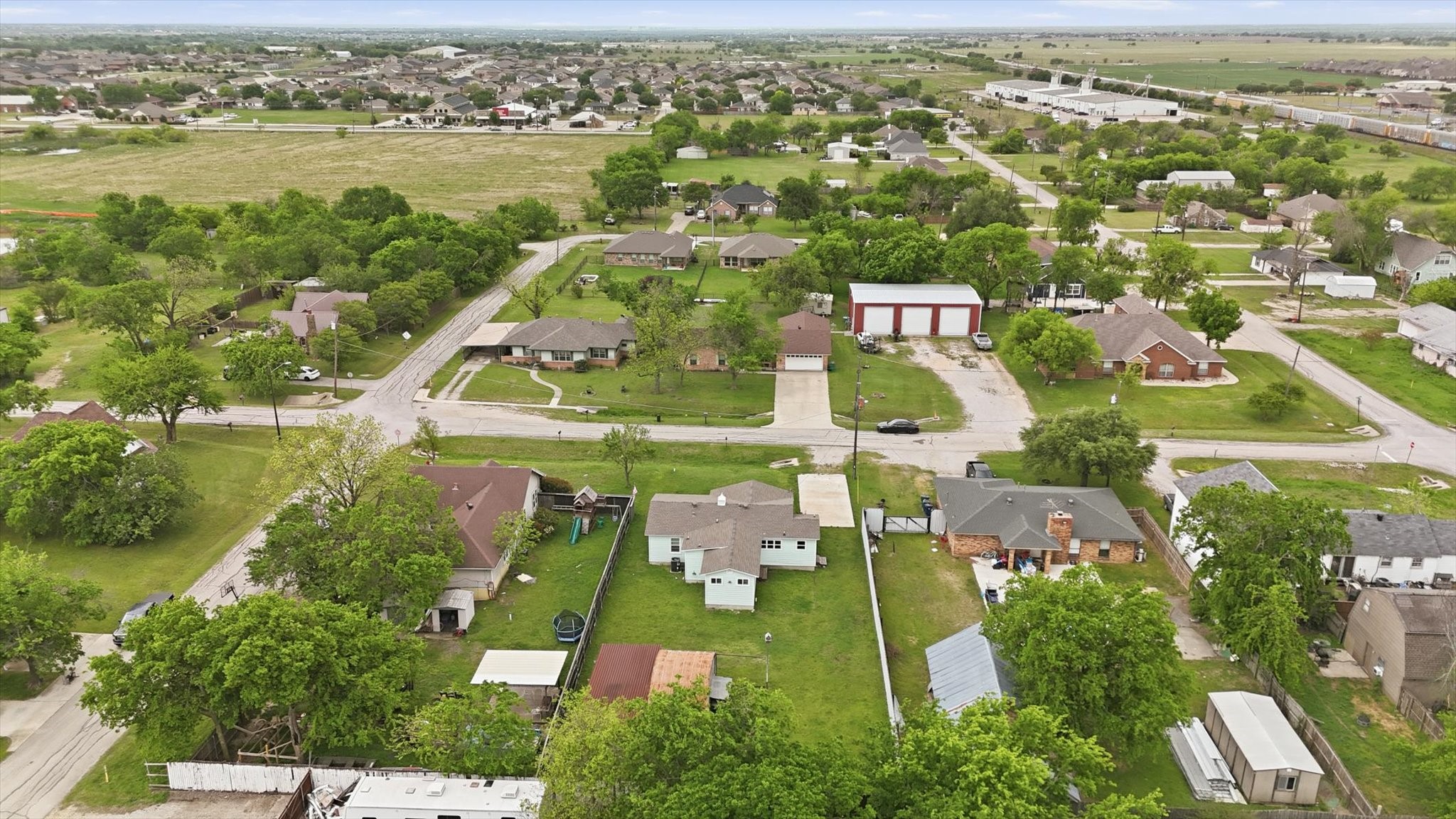 204 E Bailey Street Ponder TX 76259