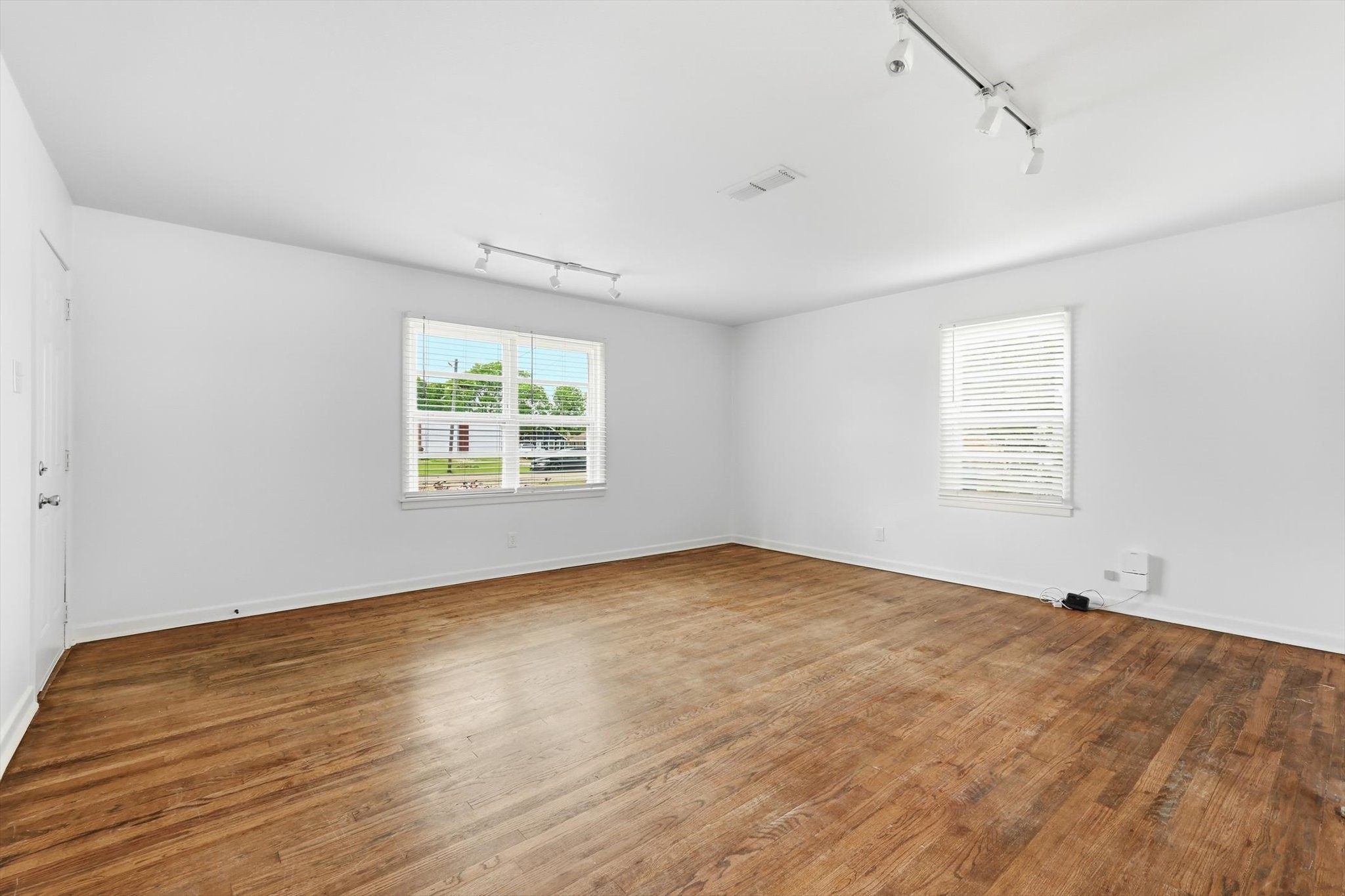 204 E Bailey Street Ponder TX 76259