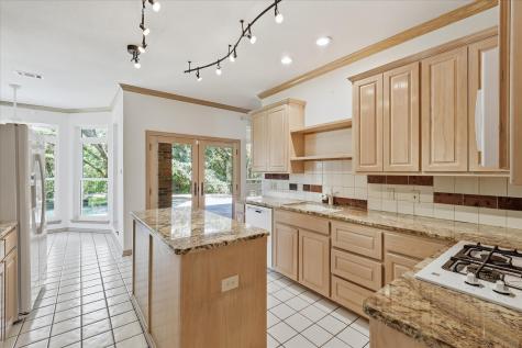 133 E View Court Double Oak TX 75077