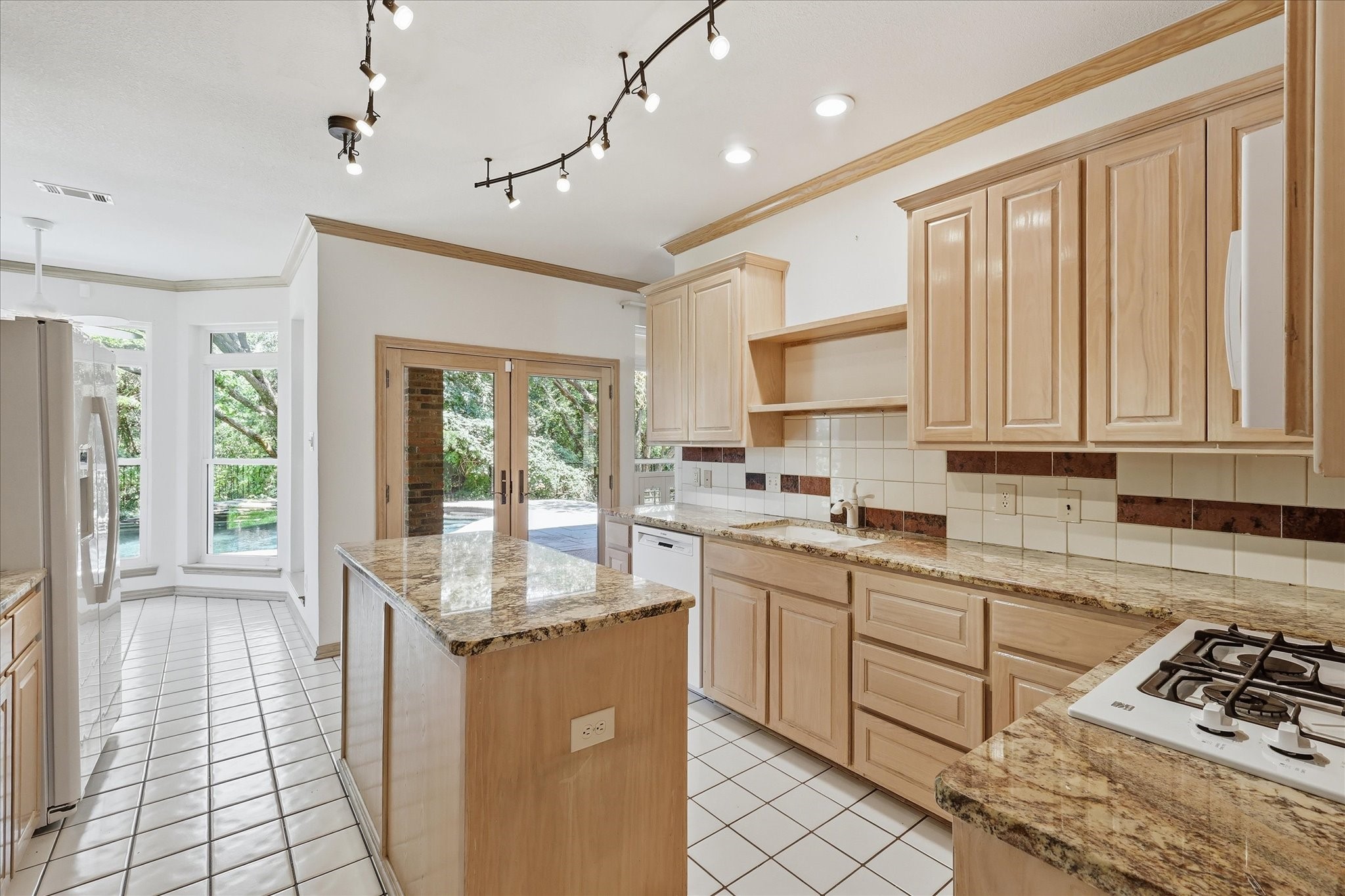 133 E View Court Double Oak TX 75077