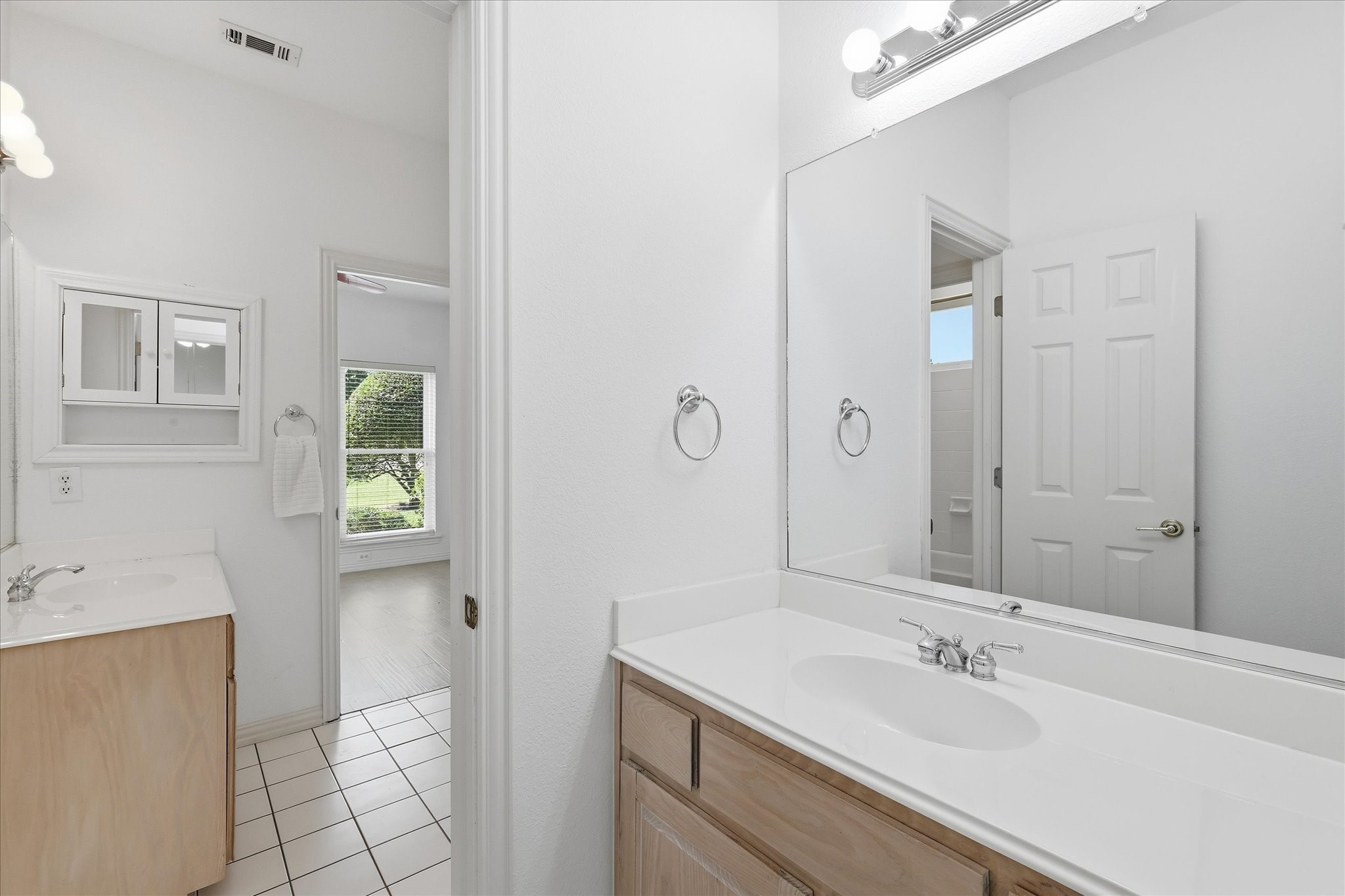 133 E View Court Double Oak TX 75077